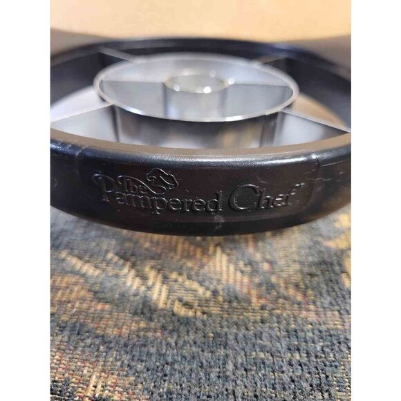 Pampered Chef Pineapple Wedger - Picture 2 of 4